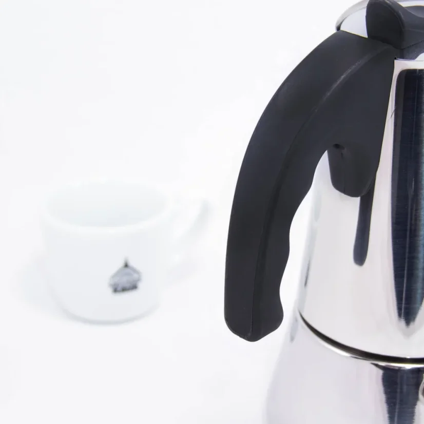 Moka pot Forever Miss Conny in black, designed for making 6 cups of coffee, suitable for a ceramic hob.