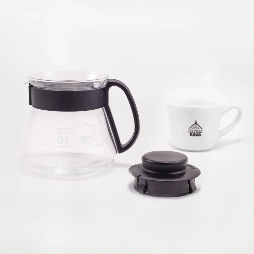 Glass jug Hario Range Server V60-01 with a capacity of 360 ml in clear color, designed for coffee enthusiasts.