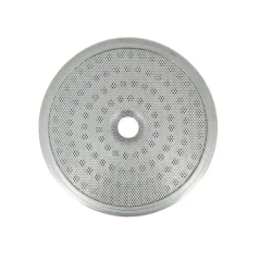 douche Lelit argentée sur un fond blanc douche Lelit argentée sur un fond blanc