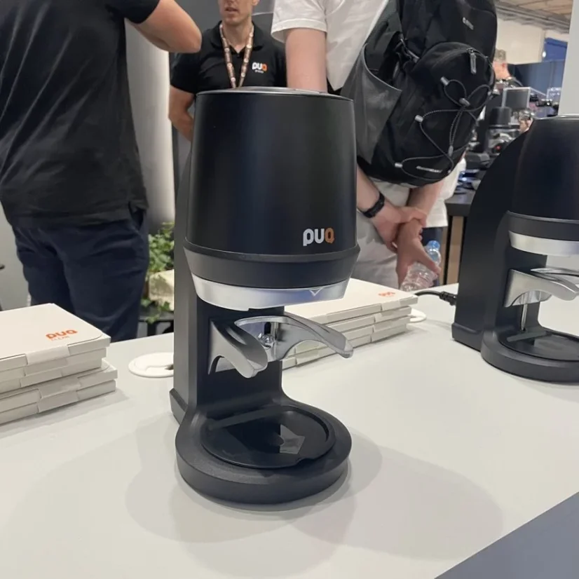 Automatischer Kaffeetamper Puqpress Q1 mit einem Durchmesser von 58,3 mm, kompatibel mit Faema Kaffeemaschinen.