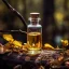 Sklenená fľaštička s 10 ml 100% prírodného esenciálneho oleja, vhodného pre vegánov.