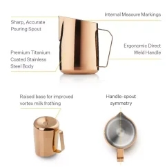 Pichet à lait rose Barista & Co Dial In de 600 ml en acier inoxydable, parfait pour le café filtré et les machines à café, idéal pour la préparation de boissons à base de lait et de latte art.