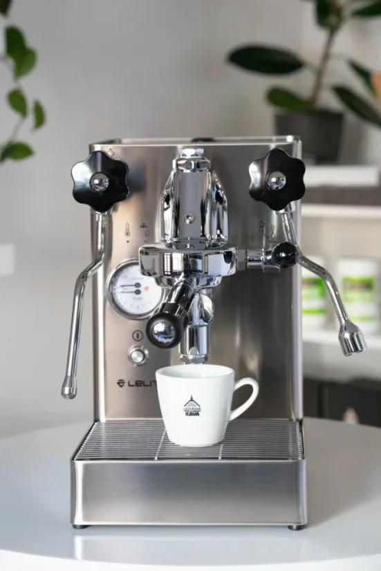 Lelit Mara PL62X lever espresso machine.
