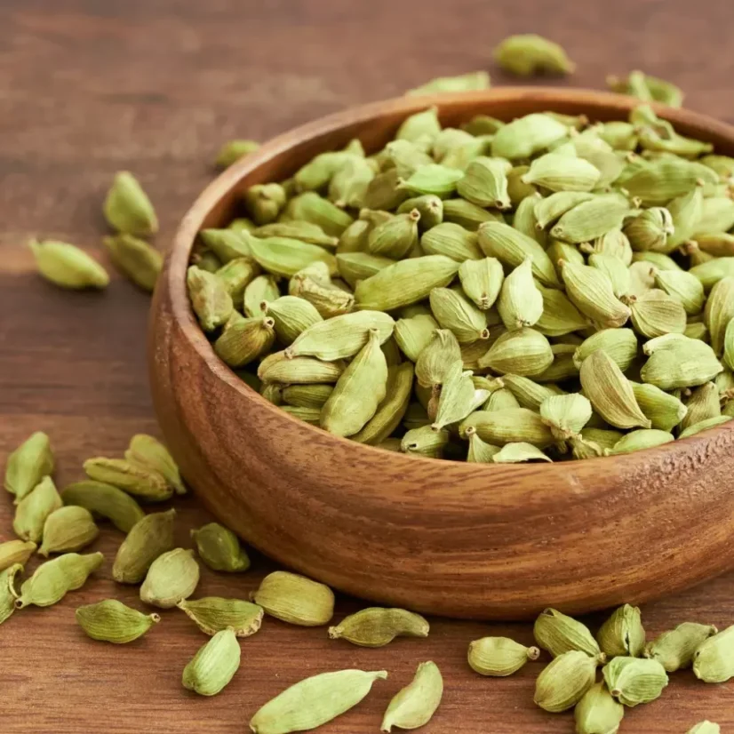 BIO Cardamome est une huile essentielle 100% naturelle qui a un effet stimulant.