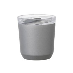 Ezért 240 ml űrtartalmú, ezüst színű Kinto To Go Tumbler termosz, tökéletes utazásokhoz.