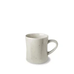Mug gris pour café et thé.