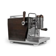 Seitenansicht der Espressomaschine Rocket Espresso R NINE ONE Edizione Speciale.
