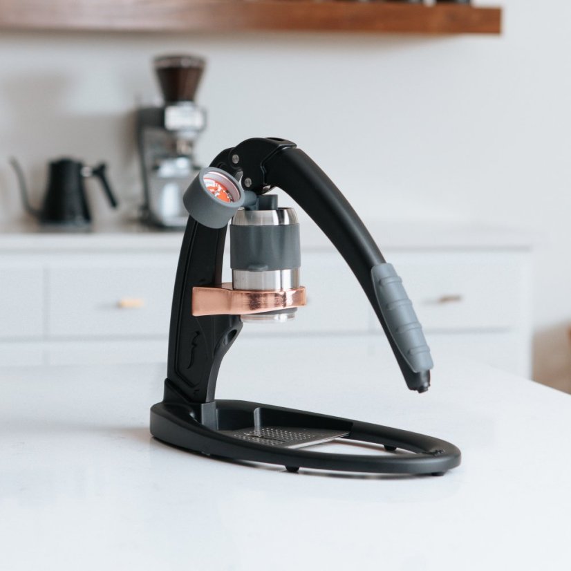 Black Espresso Maker Flair Pro 2.