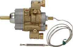 Messing-Thermostatkrunn mat e puer Uschlëss an enger laanger Kapillar, ofgeschloss mat engem Sensor.