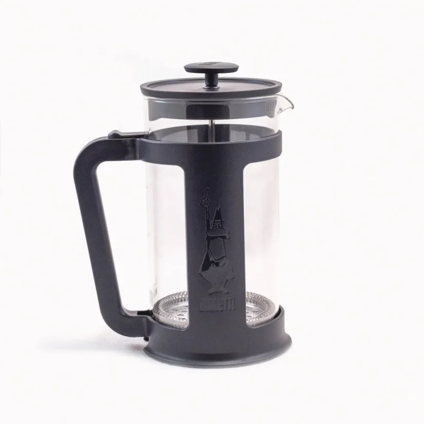 Čierny French press Bialetti Smart s objemom 1000 ml a dvojitou stenou, ktorá udrží kávu dlhšie horúcu.