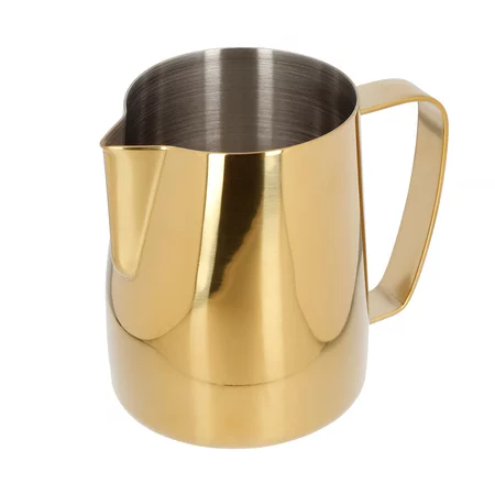 Zlatá kanvička na mlieko Barista Space Golden s objemom 600 ml, ideálna pre milovníkov kávy.