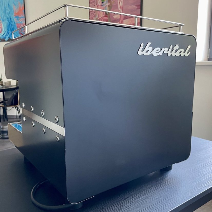 Machine à café professionnelle à levier Iberital IB7 Standard 1GR avec un diamètre de porte-filtre de 57 mm.