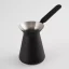 Traditionelle schwarze Dschinn Otto von Goat Story. Traditionelle schwarze Dschinn Otto von Goat Story.