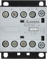 Schütz Lovato BG1210A, grauen Block mat Schraufklemmen an engem I/O-Schalter.