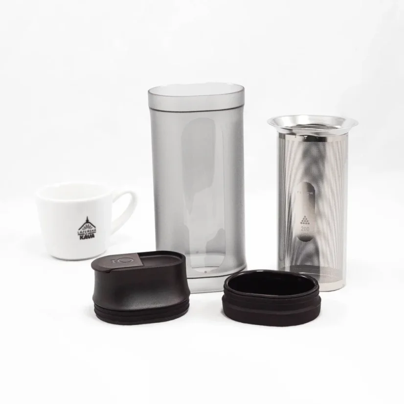 Stainless steel Fellow Shimmy coffee filter from the barista accessories series, ideal for precise coffee brewing.