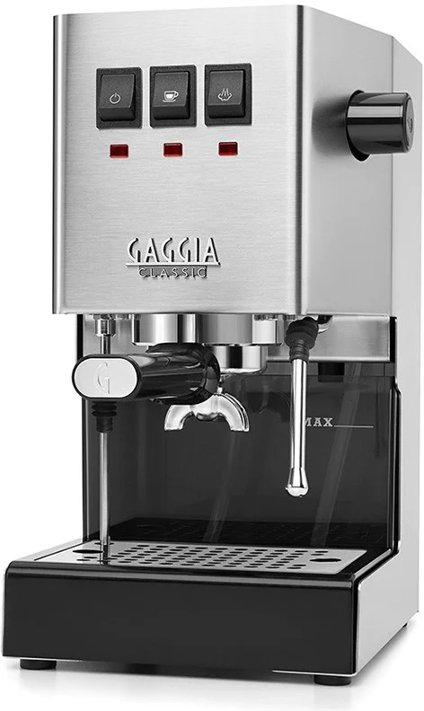Domáci pákový kávovar Gaggia New Classic s veľkosťou bojleru 1 liter.