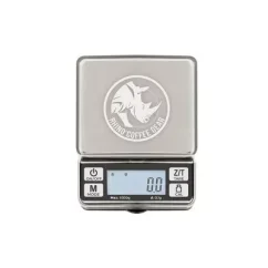 Balance Rhinowares sur un fond blanc