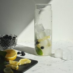 Fekete palack jeges tea-hoz Hario Filter-In Bottle. Űrtartalom 750 ml. Fekete palack jeges tea-hoz Hario Filter-In Bottle. Űrtartalom 750 ml.