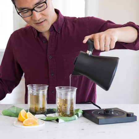 Black Fellow Corvo EKG electric kettle with a matte finish and a capacity of 900 ml.