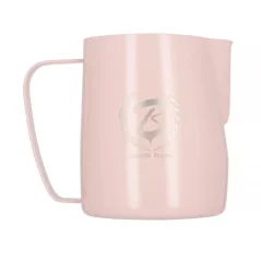 Barista Space piena krūka ar 350 ml tilpumu rozā krāsā. Barista Space piena krūka ar 350 ml tilpumu rozā krāsā.