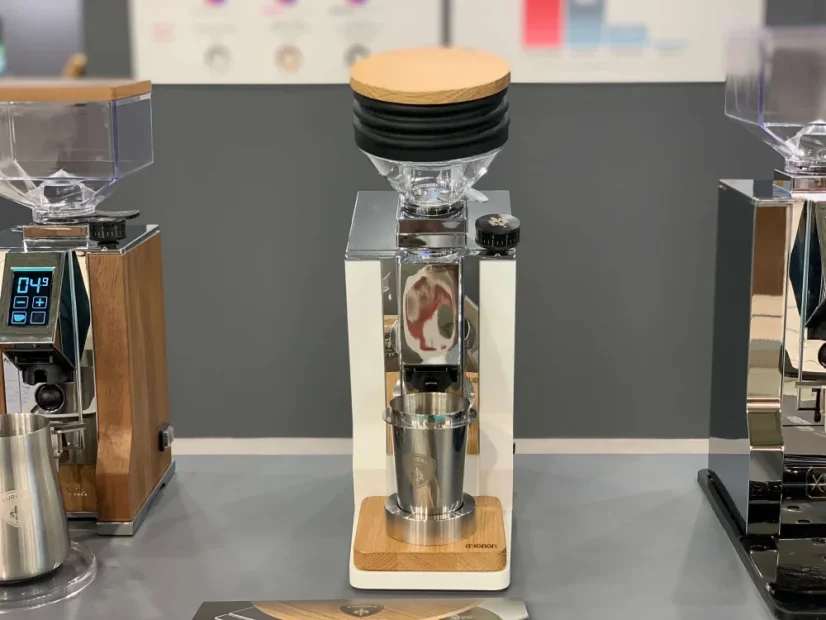 Espresso coffee grinder Eureka ORO Mignon Single Dose in white color with 230V voltage.