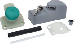 Schlassset Modell 9500HP, gro – Schlëssel-Zylinder mat Schlësselen, Plastikdichtung, Réierchen, Stäbchen an eng grou Plastikofdeckung. Schlassset Modell 9500HP, gro – Schlëssel-Zylinder mat Schlësselen, Plastikdichtung, Réierchen, Stäbchen an eng grou Plastikofdeckung.