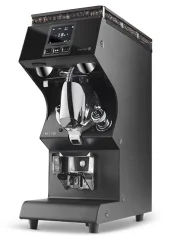 Młynek do kawy espresso Victoria Arduino Mythos MY75 w czarnym wykończeniu z regulowanym dozowaniem.