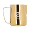 Konvička na mlieko Barista Space Golden s objemom 600 ml vo zlatej farbe, ideálna pre baristov. Konvička na mlieko Barista Space Golden s objemom 600 ml vo zlatej farbe, ideálna pre baristov.