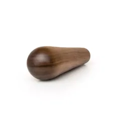Manchette de porte-filtre en noyer M10, fabriquée en bois de haute qualité, est idéale pour les baristas à la recherche d'un accessoire à la fois stylé et fonctionnel.