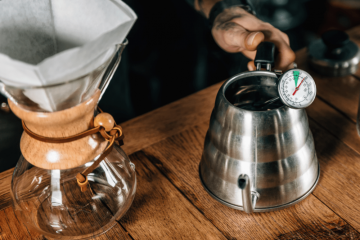 Déi ideal Temperatur fir Kaffi ze drénken