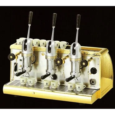 Machine à café Victoria Arduino Athena Leva 3GR, modèle professionnel à levier avec une seule chaudière, idéale pour tout café.