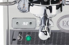 Display zur Einstellung der Temperatur der ECM Classika PID Kaffeemaschine.