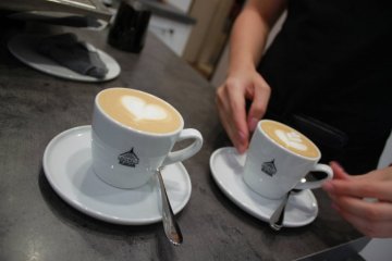 6 Grënn firwat Latte Art net Är Saach ass