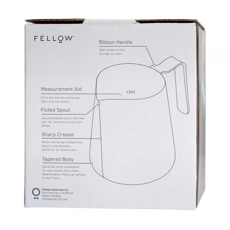 Pichet à lait Fellow Eddy en noir d'une capacité de 530 ml, idéal pour préparer une mousse parfaite pour le cappuccino.
