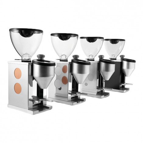Vier Varianten der Rocket Espressomühle FAUSTINO nebeneinander stehend