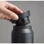 Kinto Travel Tumbler w czarnym kolorze o pojemności 500 ml to idealny termos do przenoszenia kawy, który utrzymuje jej temperaturę przez dłuższy czas.