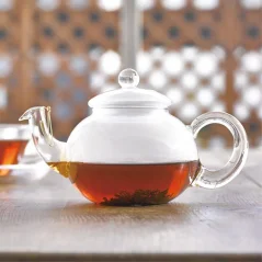 Kanvica na čaj Hario Jumping s objemom 500 ml, ideálna na prípravu čaju a ďalších horúcich nápojov.