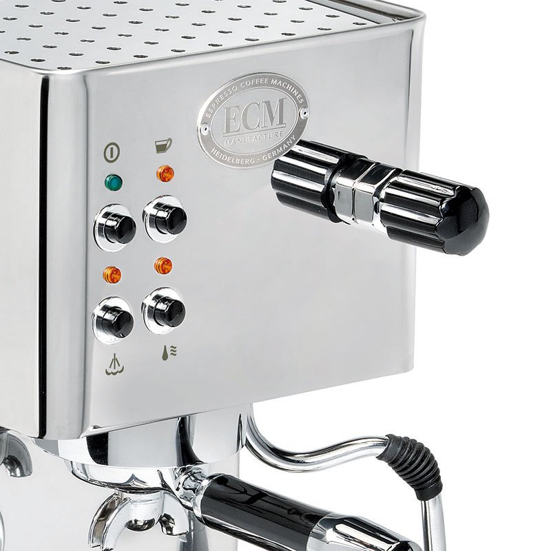 Detail van de ECM Casa V koffiemachine met hendel
