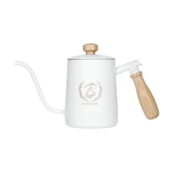 White Barista Space kettle with a capacity of 600 ml, ideal for coffee preparation.