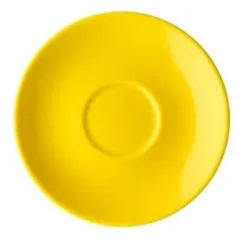 Žltý podšálok z porcelánu. Žltý podšálok z porcelánu.