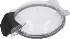 Deckel komplett Ø 435 mm, en duerchsichtege Plastikdeckel mat engem schwaarze Grëff an Halterunge un der Säit.