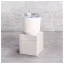 Biely termovrik Kinto To Go Tumbler s objemom 240 ml, vyrobený z kopolyesteru, ideálny na cestovanie.