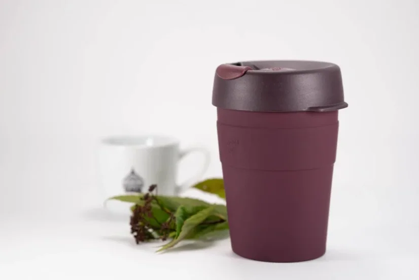 Takmer jednofarebný termo KeepCup