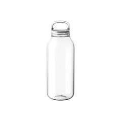 Clear plastic water bottle with a capacity of 500 ml.