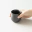 Des tasses à café filtre Origami Pinot Flavor Cup en noir élégant compléteront parfaitement votre rituel café.