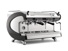 Macchina da caffè professionale a leva Nuova Simonelli Aurelia Wave 2GR Digit in colore nero, ideale per la preparazione del caffè Americano.