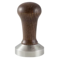 Handheld Motta tamper with a diameter of 53 mm in brown, ideal for coffee preparation.