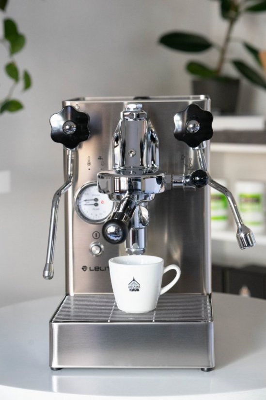 Machine à café à levier Lelit Mara PL62X.