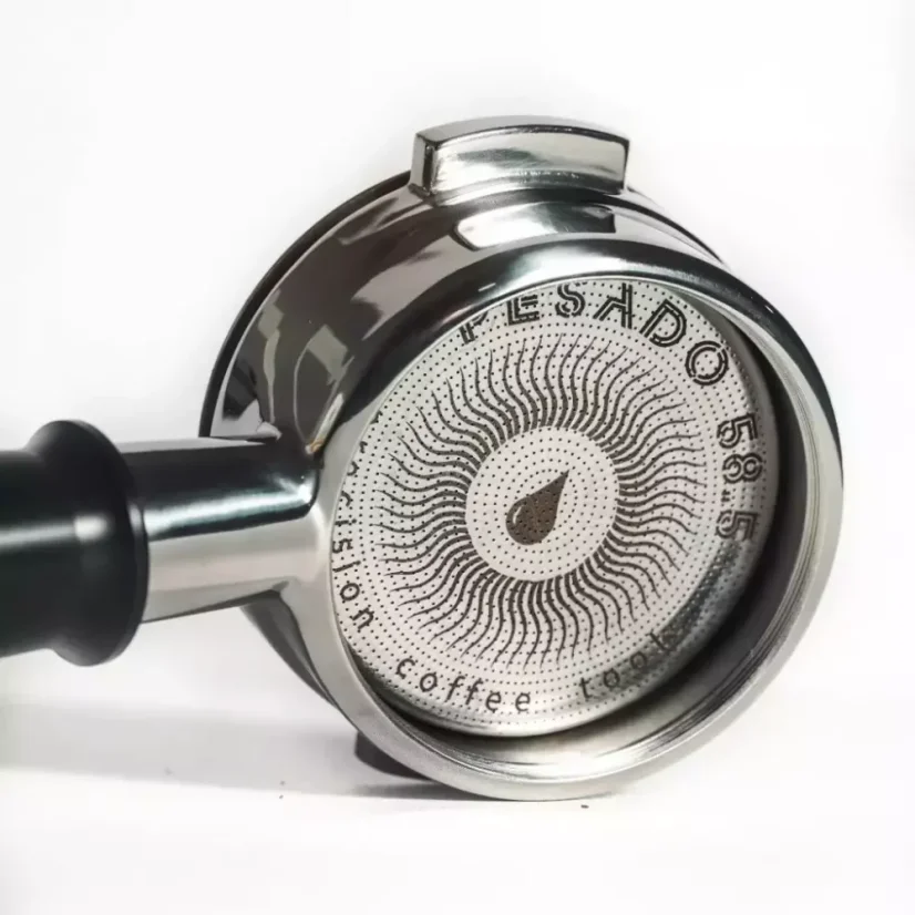 High Extraction Pesado He[%] Large 19-21 g portafilter basket.