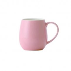 Tasse en porcelaine Origami Aroma Barrel Cup d'un volume de 320ml en couleur rose.